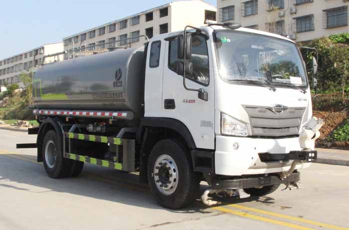 纵昂牌CLT5183GSSBJ6型洒水车